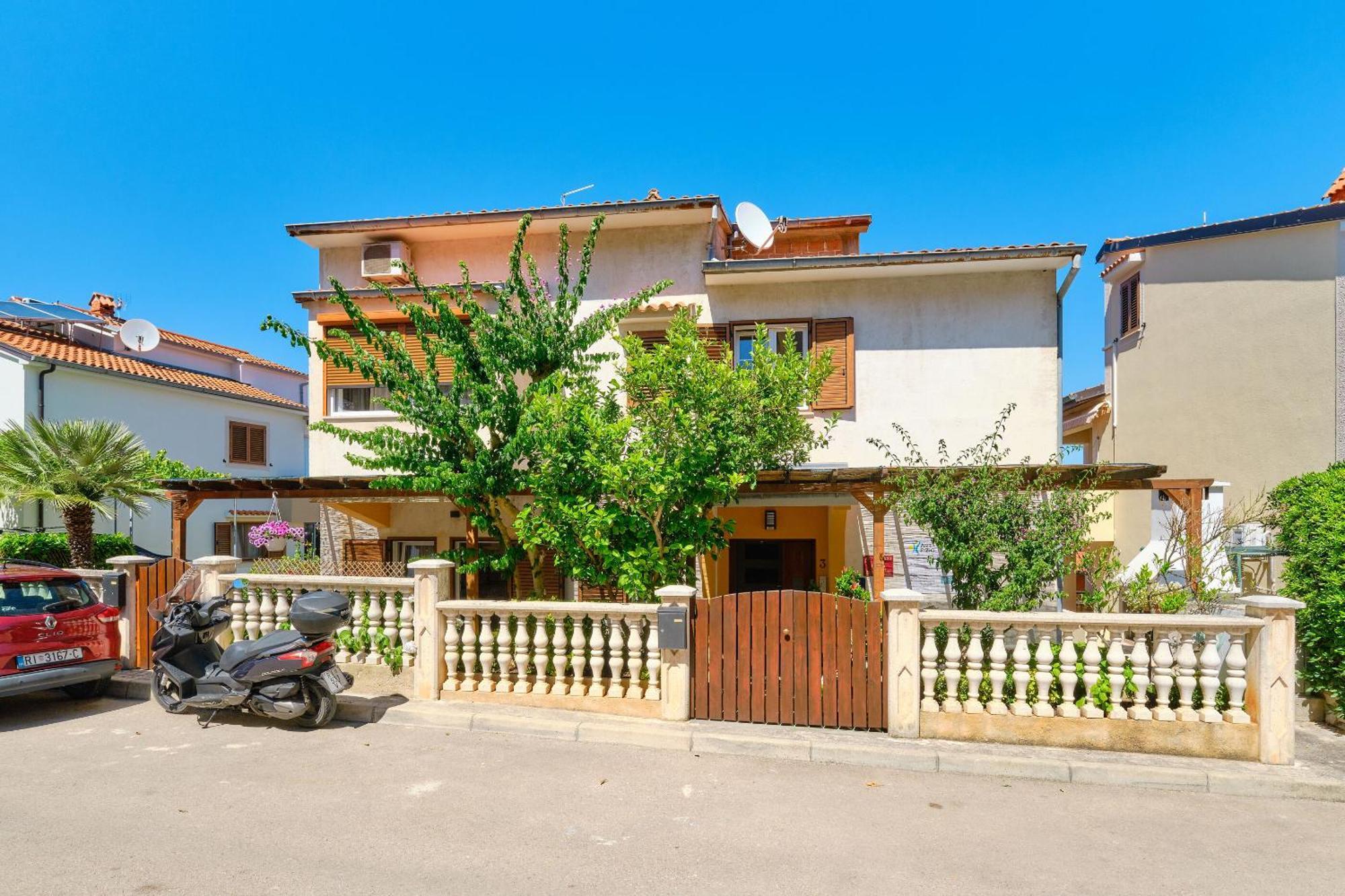 Apartments Enna Mali Lošinj Dış mekan fotoğraf