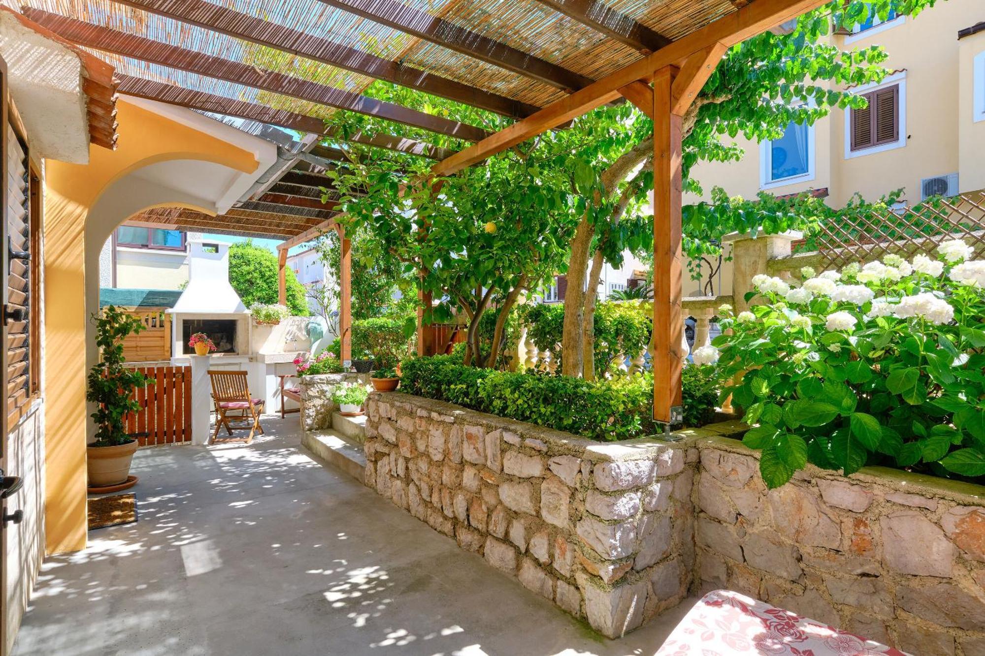 Apartments Enna Mali Lošinj Dış mekan fotoğraf