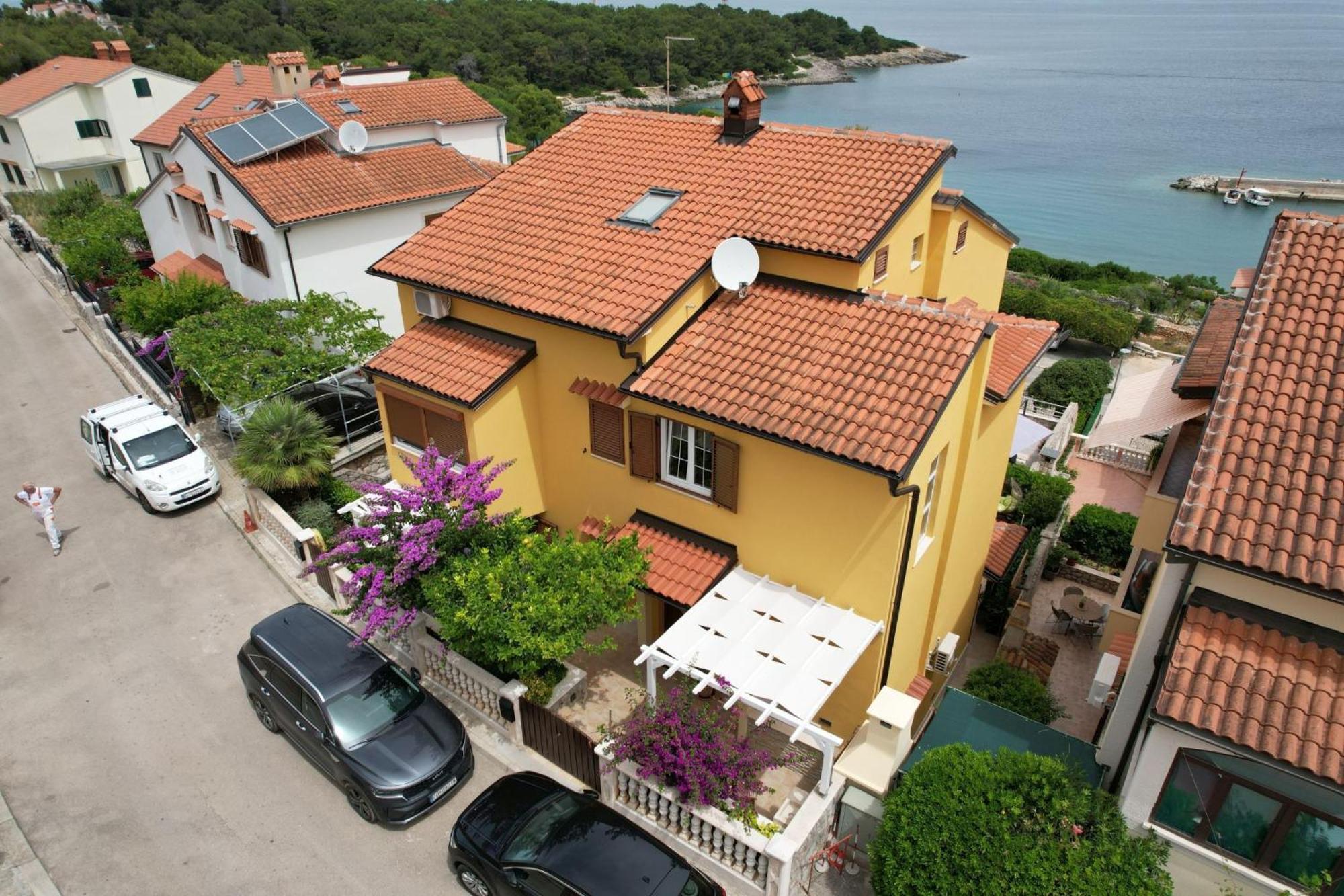 Apartments Enna Mali Lošinj Dış mekan fotoğraf