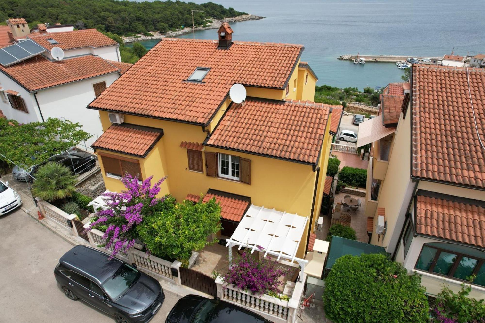 Apartments Enna Mali Lošinj Dış mekan fotoğraf